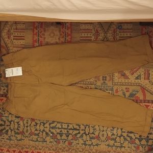 ZARA lightweight khaki tan capris